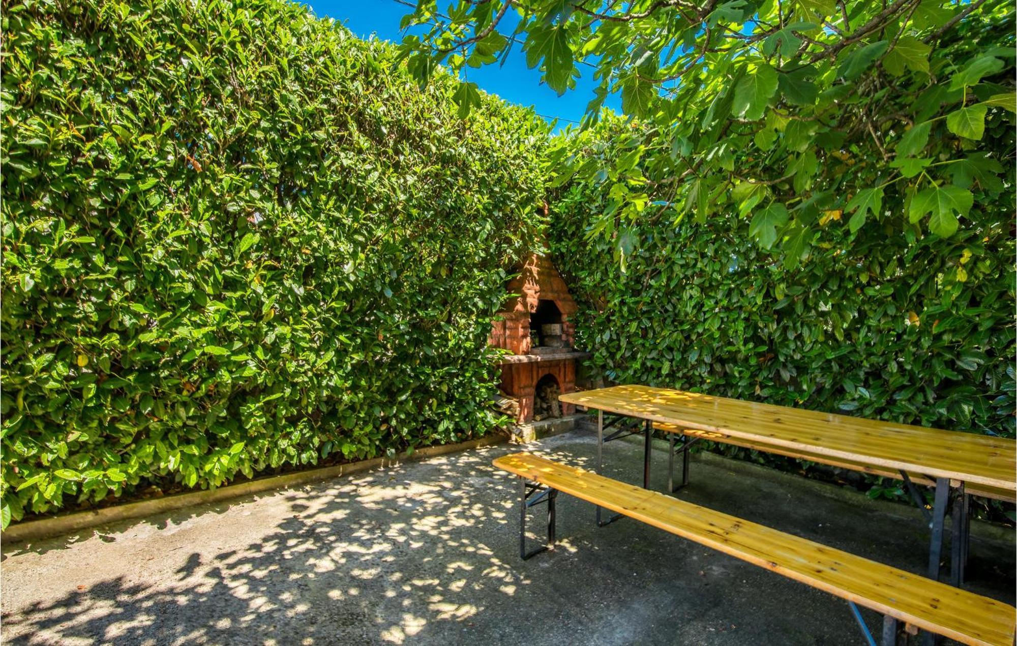 Beautiful Apartment In Pinezici With Wifi Dış mekan fotoğraf